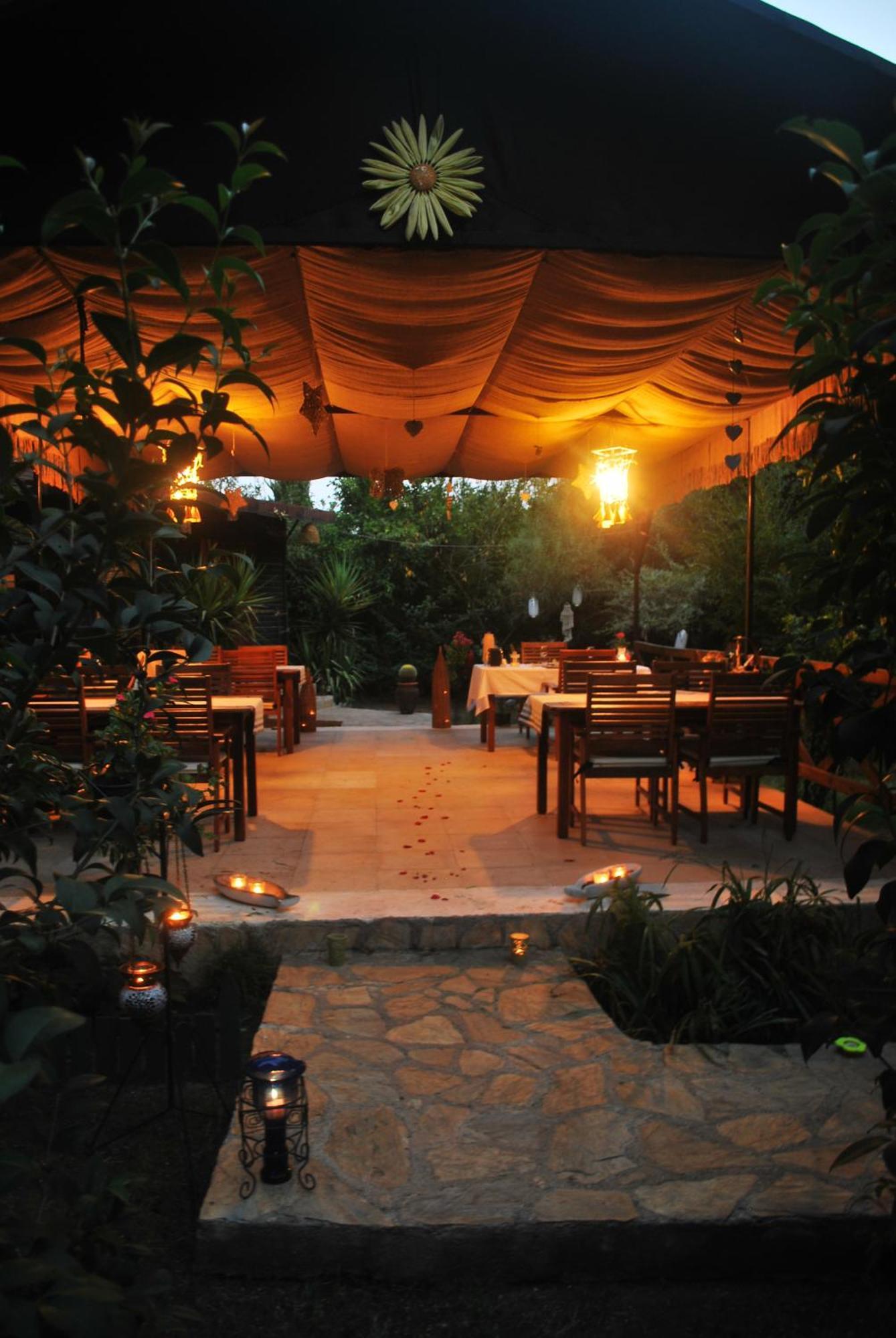 Portalimo Lodge Hotel - Adult Only +12 Чирали Екстериор снимка