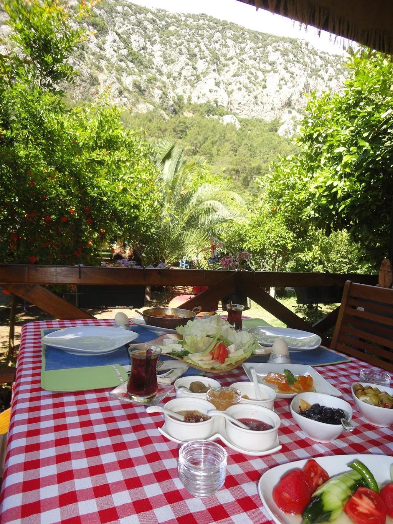 Portalimo Lodge Hotel - Adult Only +12 Чирали Екстериор снимка